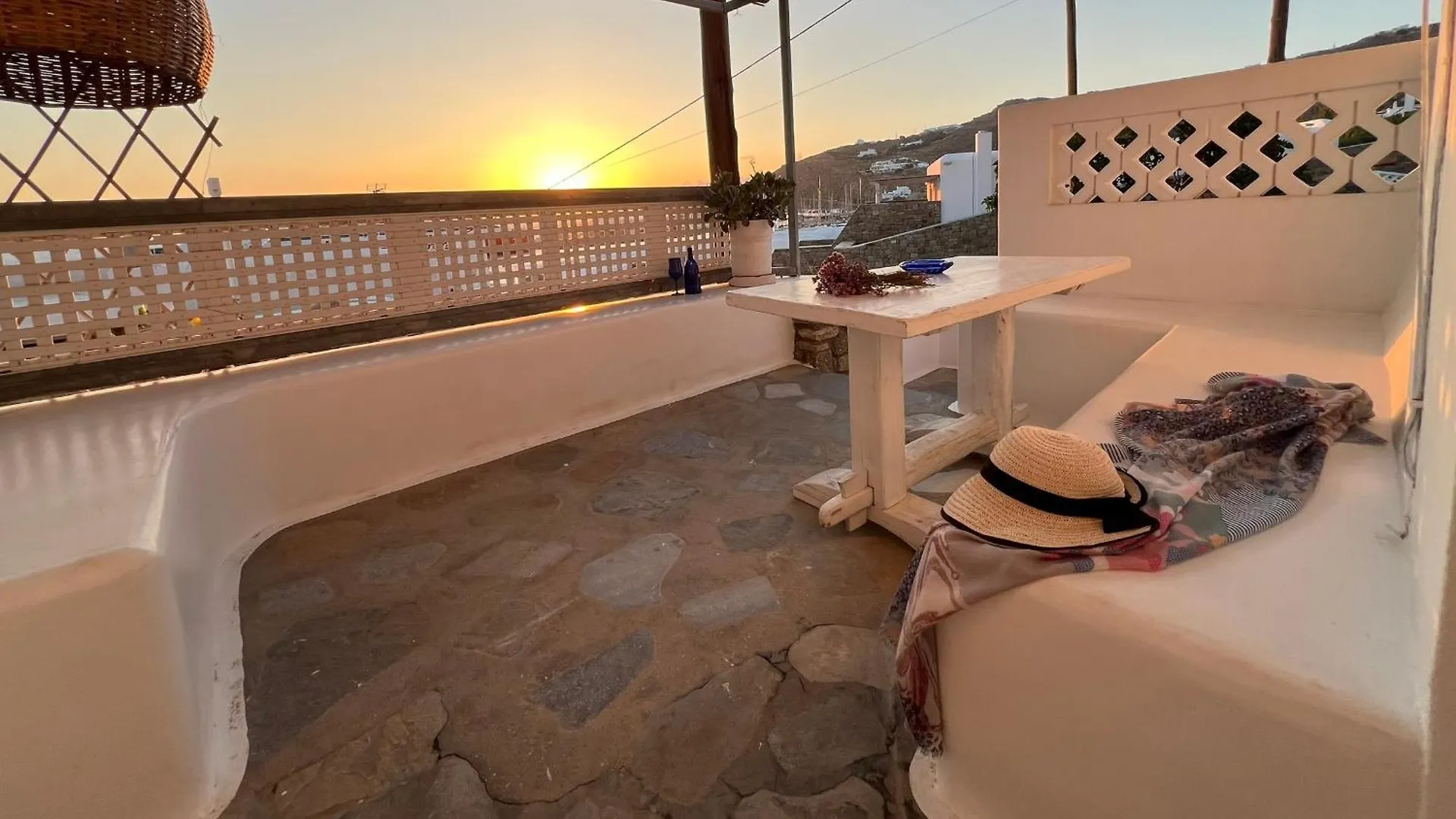 Mykonos Seaview Nests - Tourlos Getaways 0*,  Grecja